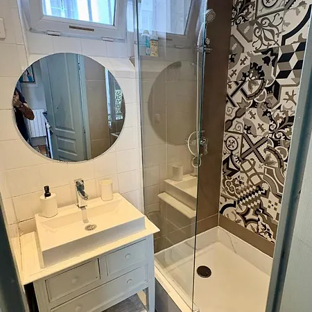 Apartmán 1 Bedroom Charming 2 Storey At Chic Invalides-orsay-stgermain